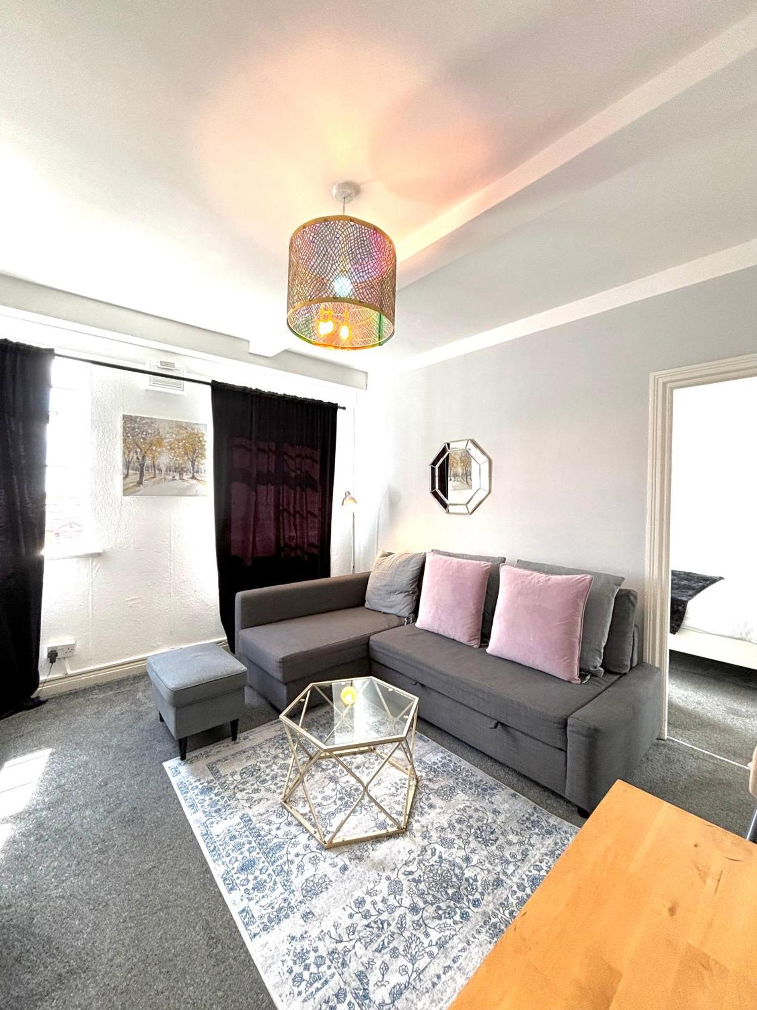 Hyde Park Apartment