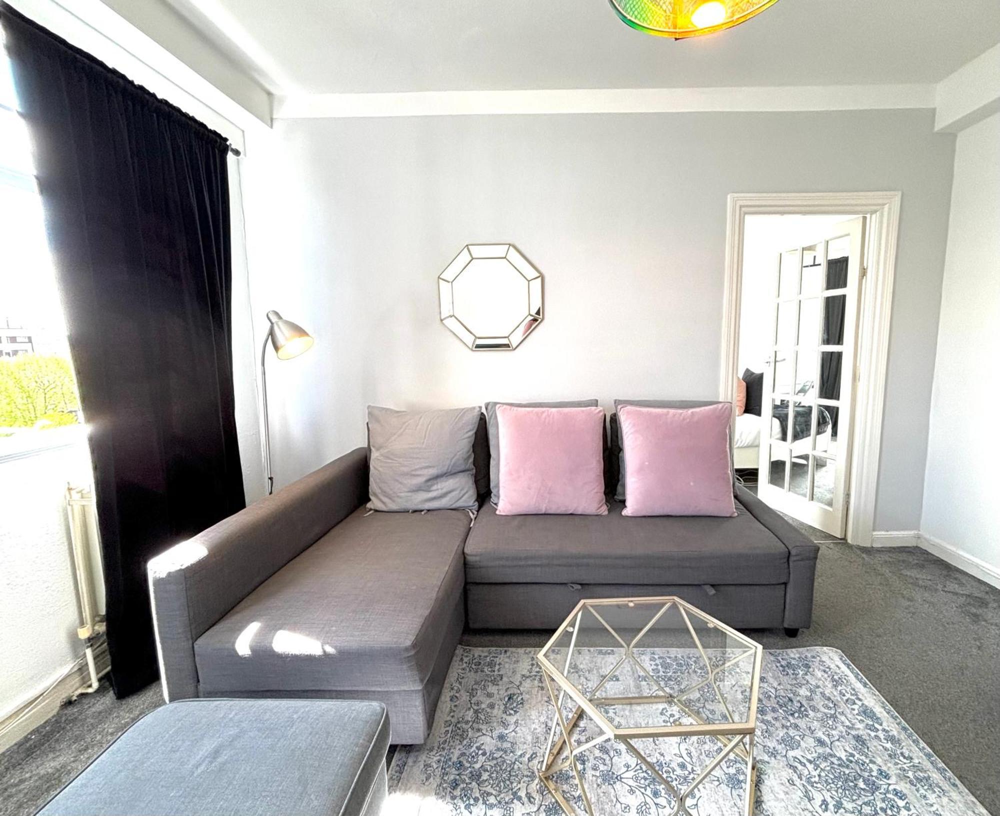 Hyde Park Apartment *